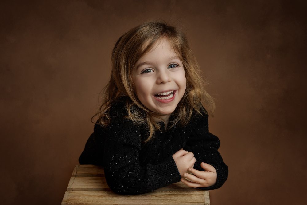 Chicago family portraits, portrait photography near me, outdoor family photos near me Chicago, studio family photography 2