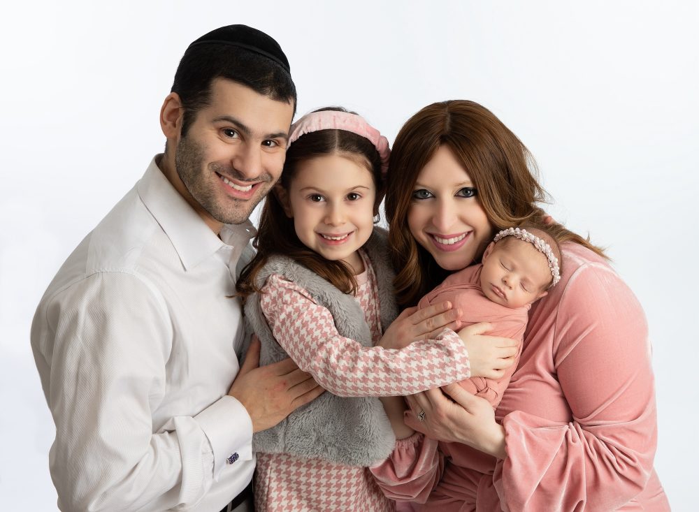 Chicago family portraits, portrait photography near me, outdoor family photos near me Chicago, studio family photography 6