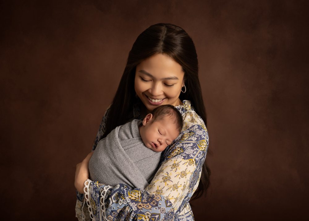 Lincolnwood motherhood photography, newborn photographer in Chicago, best newborn photography Lincolnwood