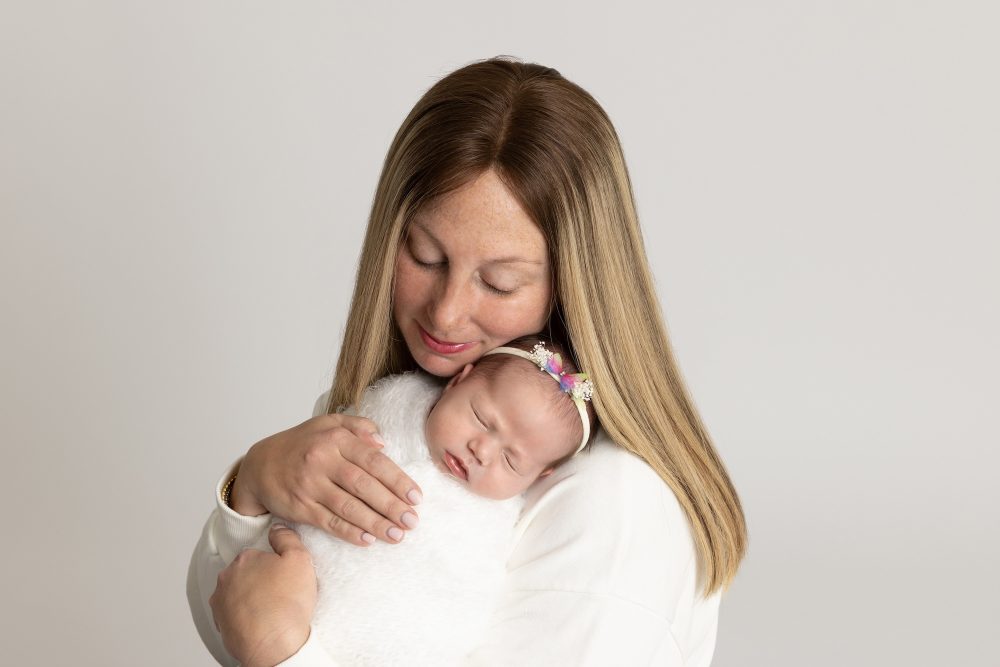 Lincolnwood motherhood photography, newborn photographer in Chicago, best newborn photography Lincolnwood
