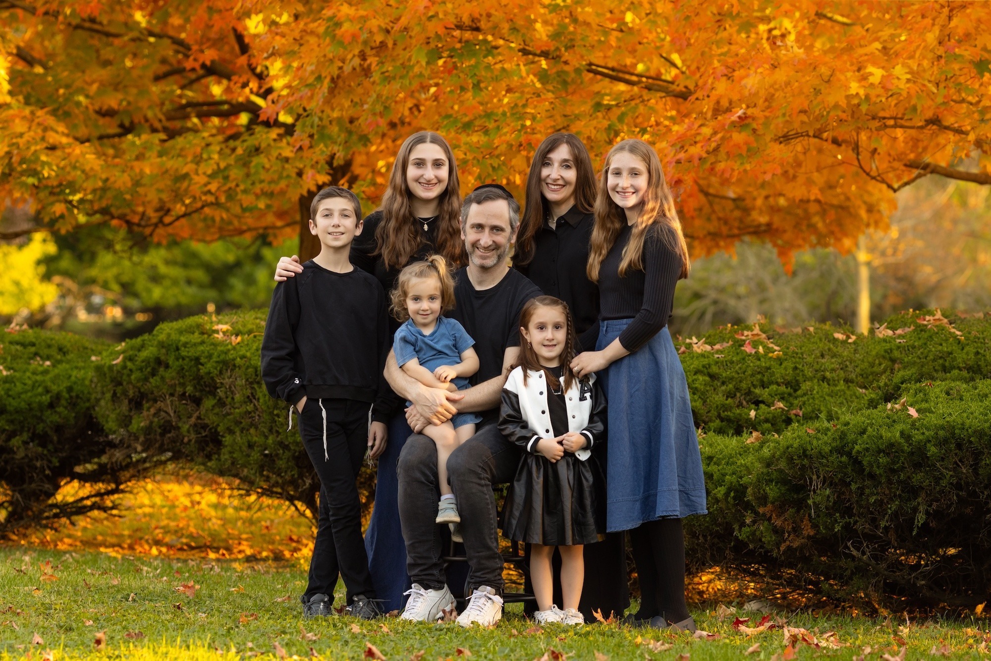 best Skokie family photographer, family portraits Skokie, family photography near me