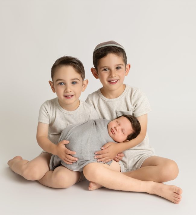 best newborn + family photographer in Chicagoland