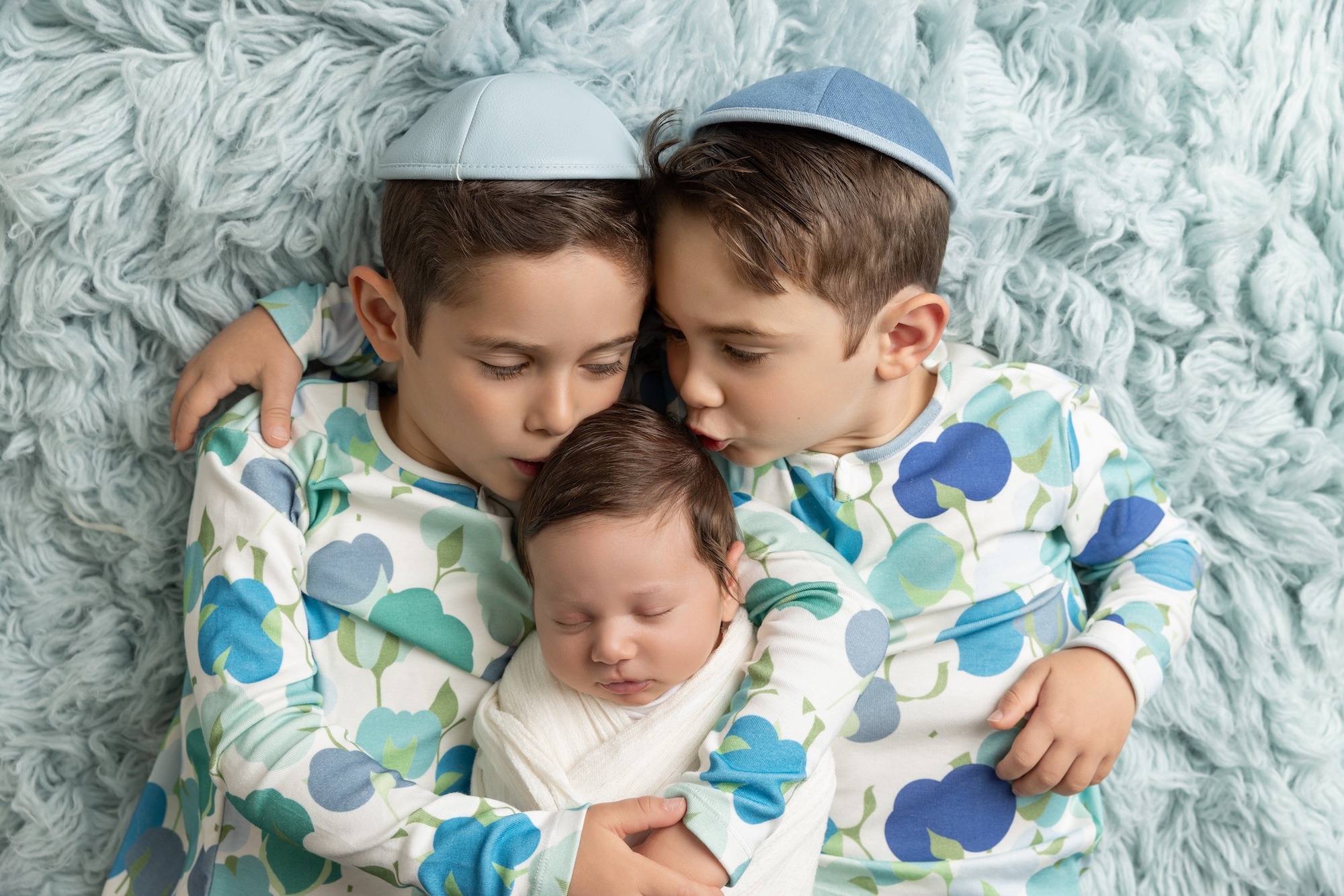 best newborn + family photographer in Chicagoland