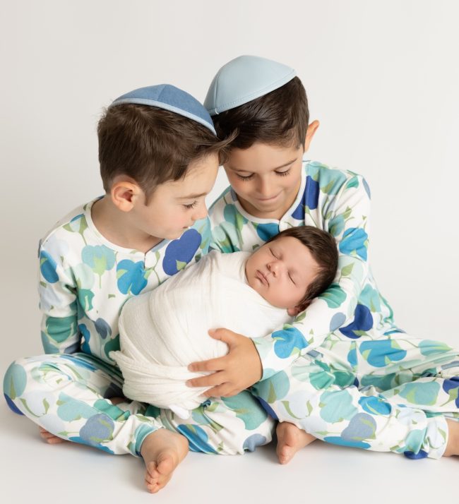 best newborn + family photographer in Chicagoland