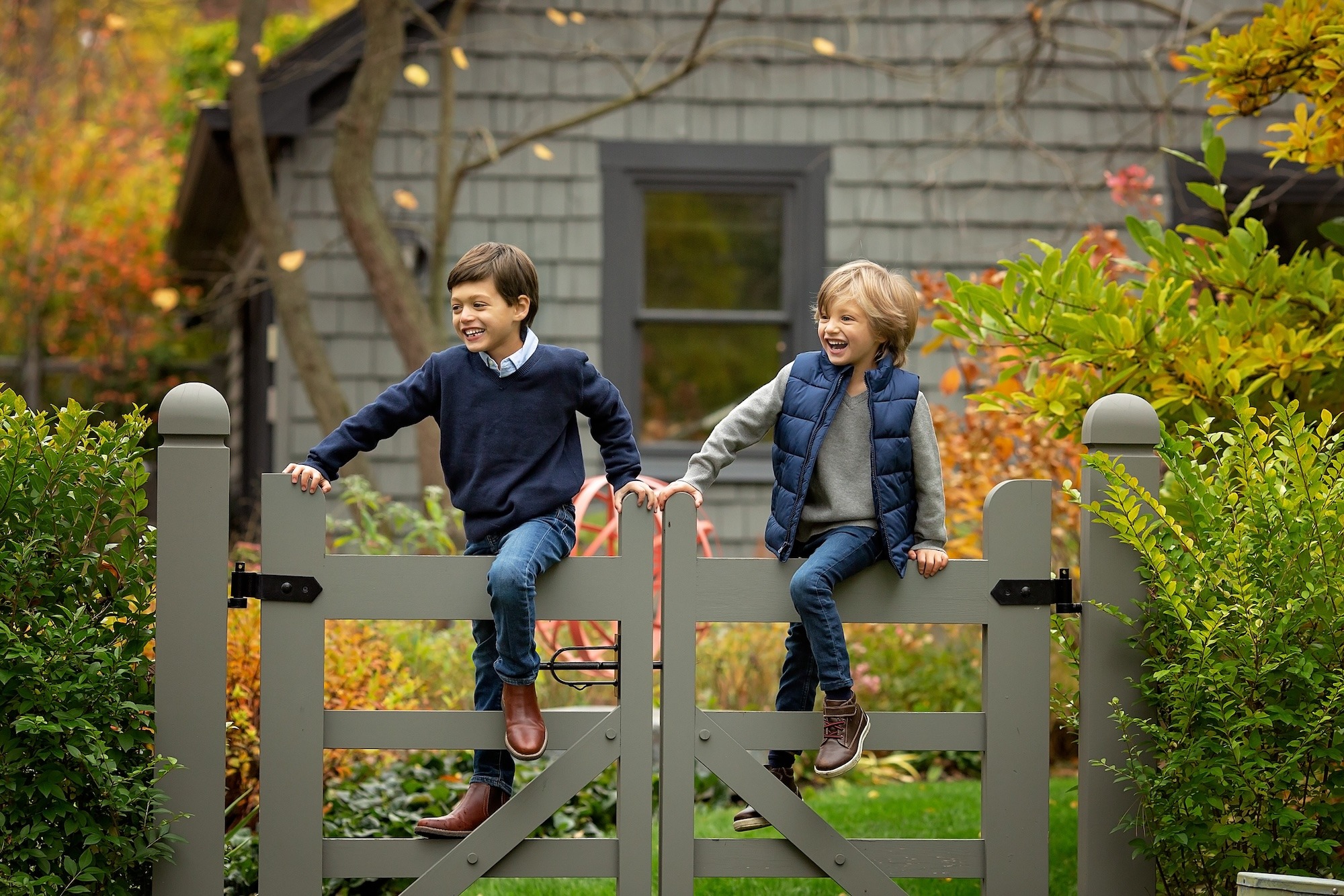 family portraits near me, professional family photos, Chicago portrait studio,