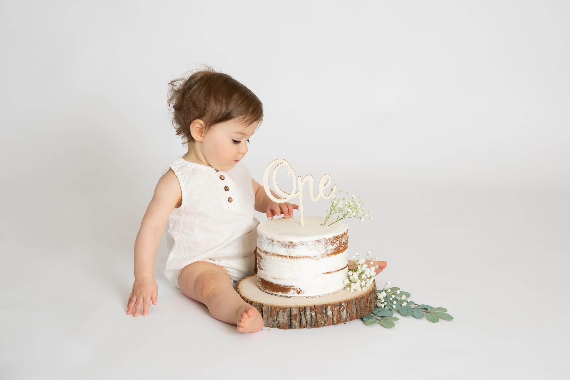 best Chicago cake smash photographer, 1st birthday photoshoot Highland Park IL, milestone sessions Lincolnwood IL 5