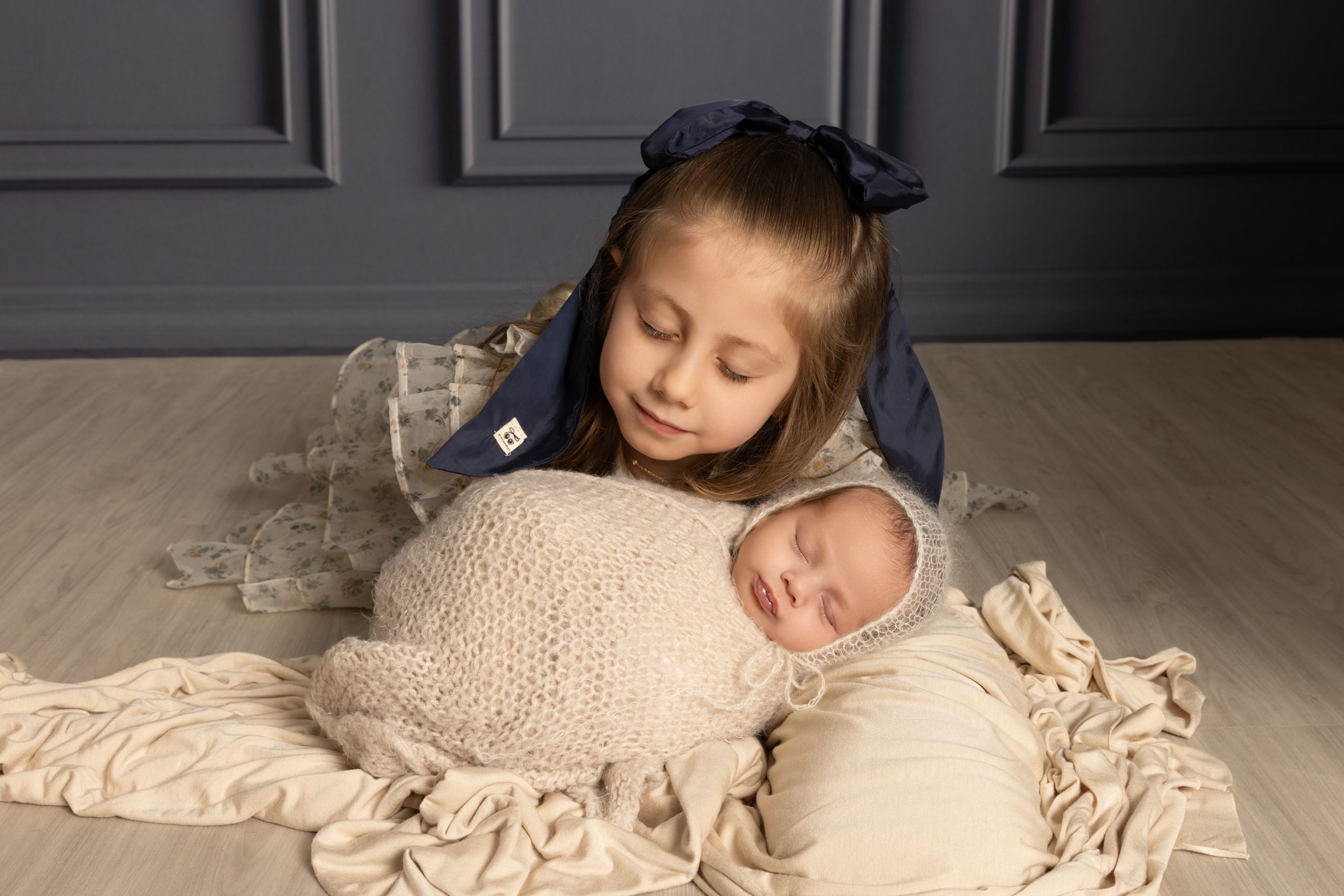 custom backdrops, best Chicago family photographer, Highland Park IL family portraits, Lincolnwood portrait studio