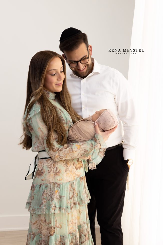 best Highland Park newborn portrait studio, Skokie newborn baby photography, baby photography packages Chicago