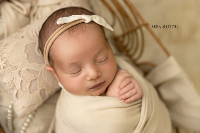 best Highland Park newborn portrait studio, Skokie newborn baby photography, baby photography packages Chicago