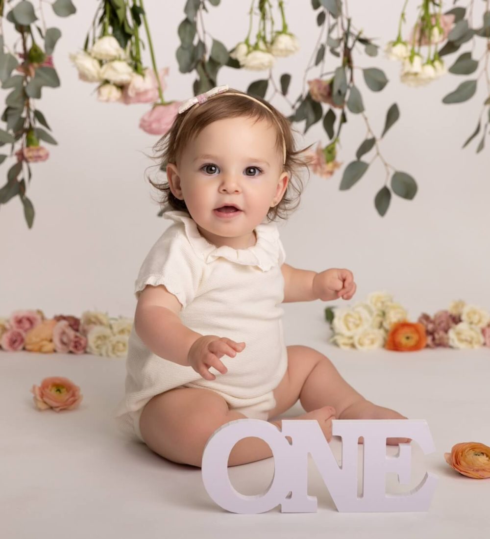 Skokie IL cake smash photographer, Chicago baby birthday photoshoot 7