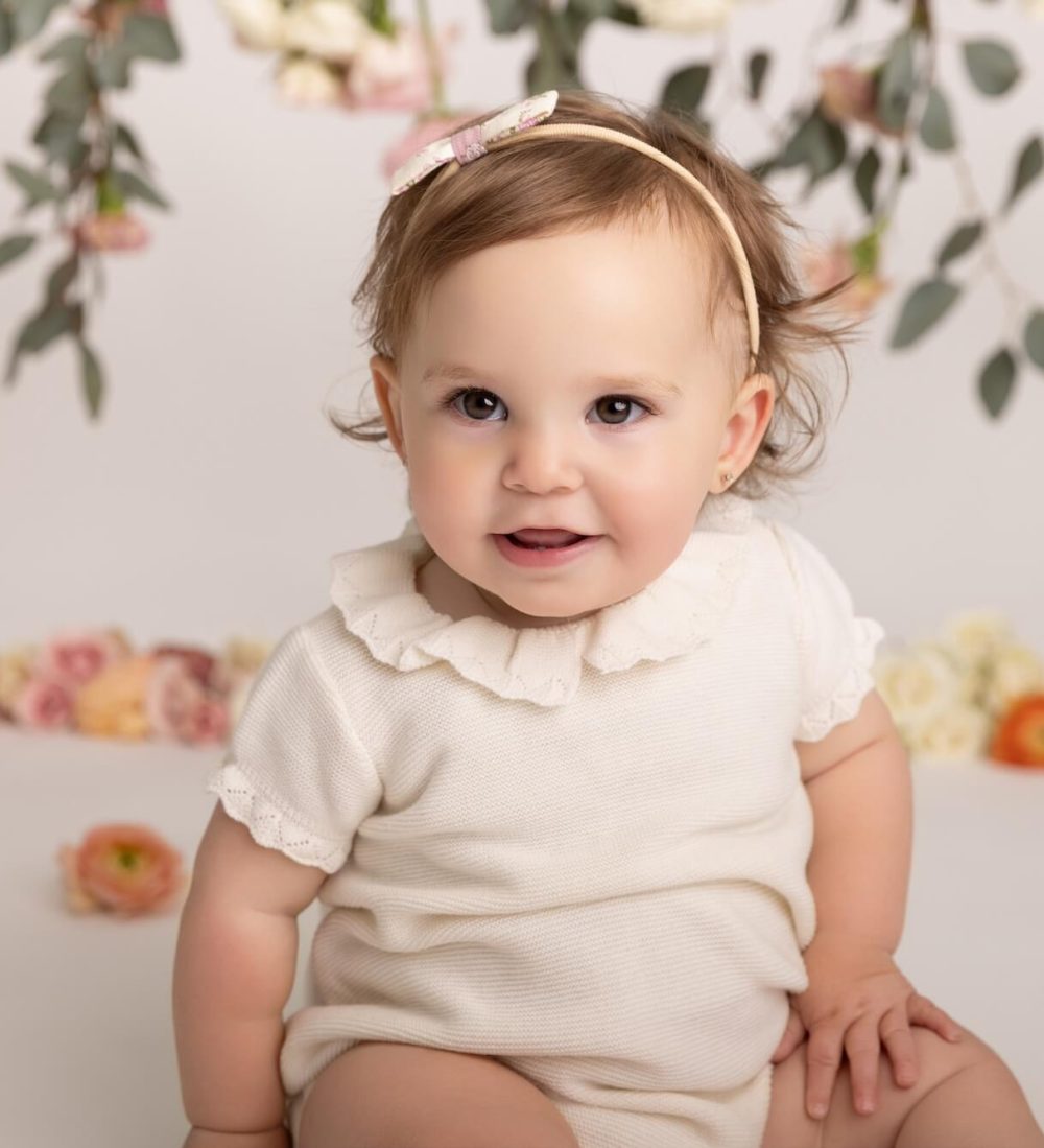 Skokie IL cake smash photographer, Chicago baby birthday photoshoot 8