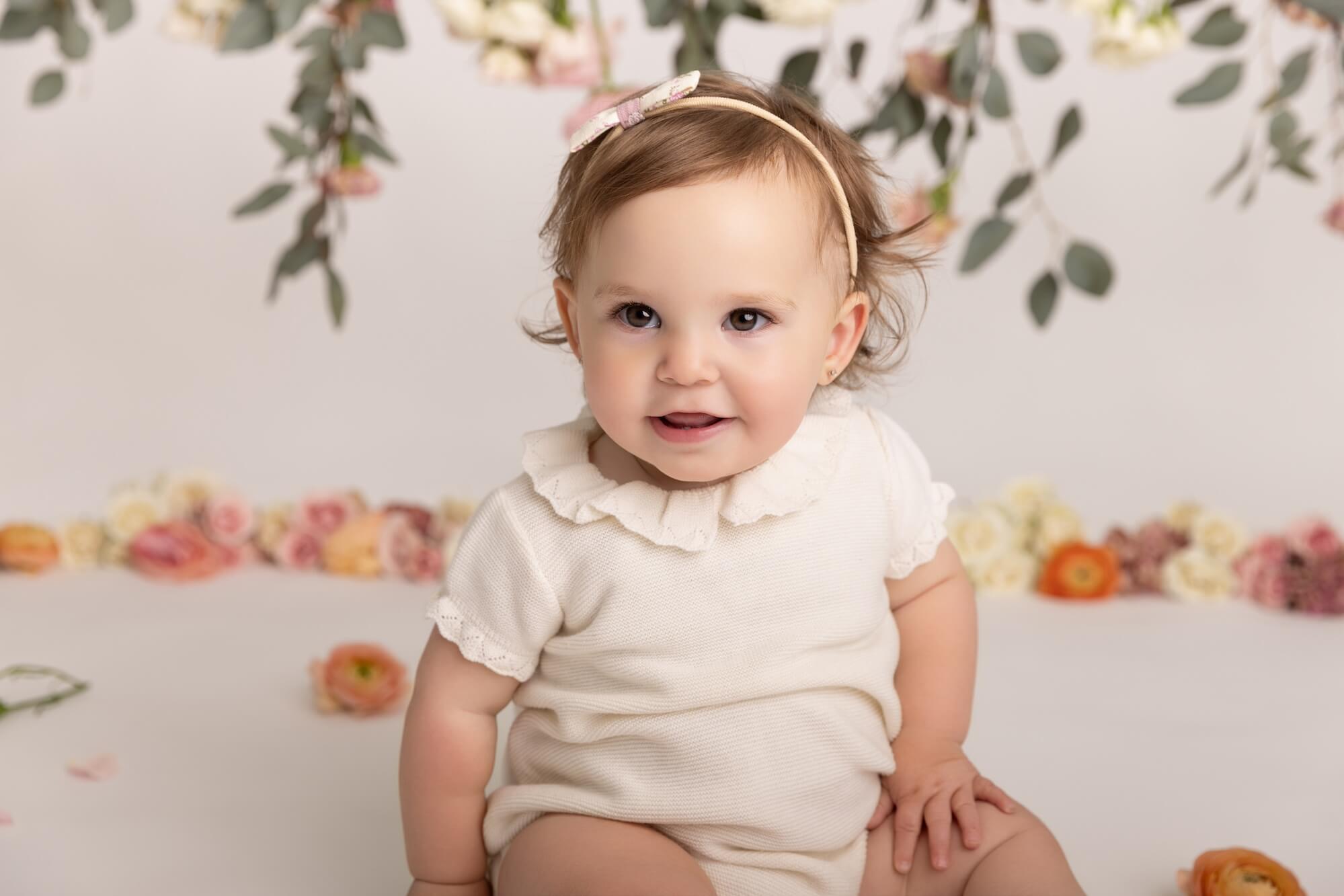 Skokie IL cake smash photographer, Chicago baby birthday photoshoot 8