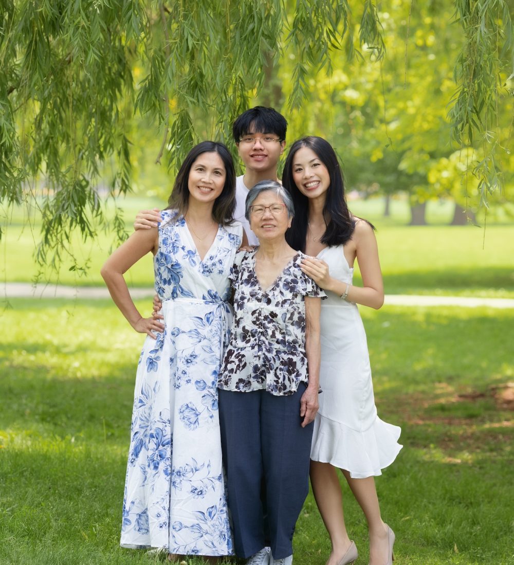 Skokie family photographer, Lincolnwood family portraits