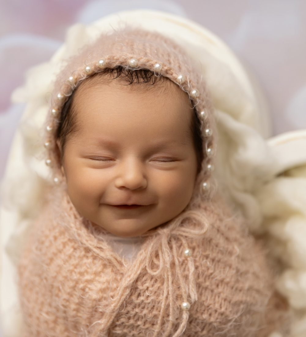 best Lake Bluff newborn photographer, newborn portrait studio Naperville, Glencoe newborn photoshoot