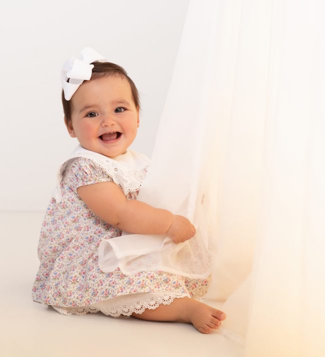 one year milestone session, best Lincoln Park baby photographer, Chicagoland baby milestone session, baby photography near me Chicago -