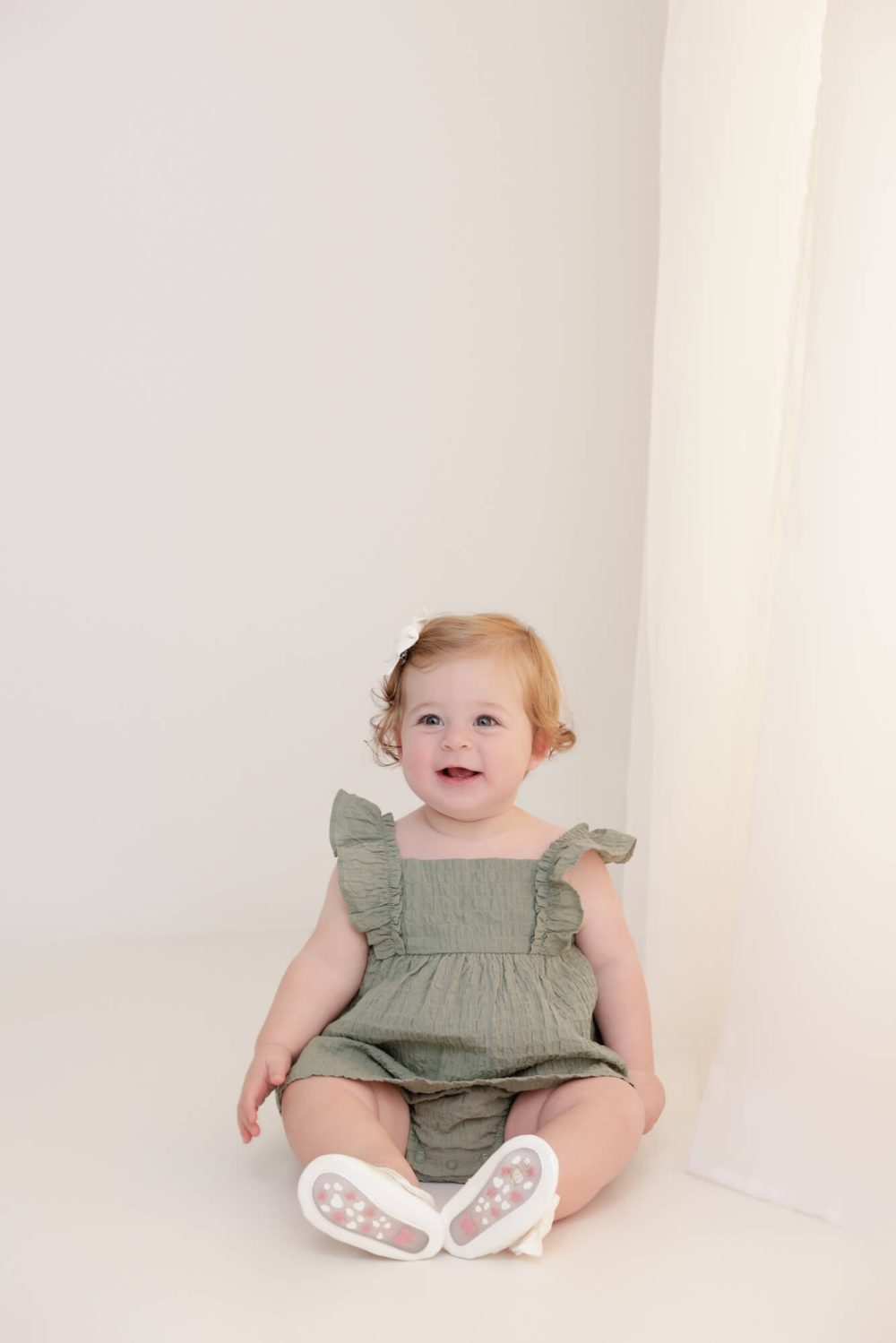 best baby photographer near me Chicago, cake smash photography Chicago