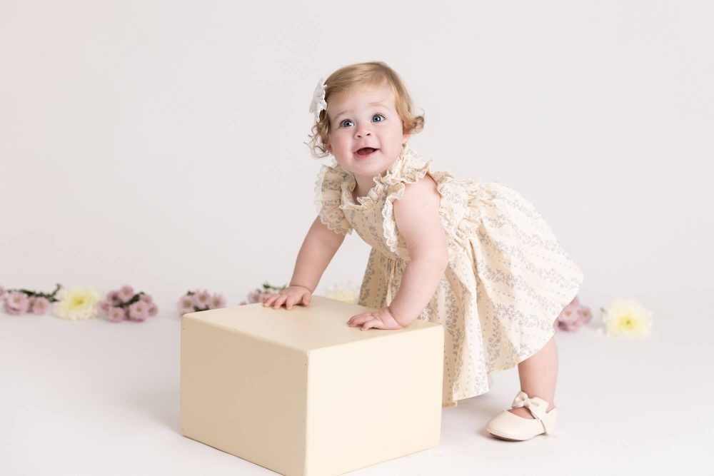 best baby photographer near me Chicago, cake smash photography Chicago