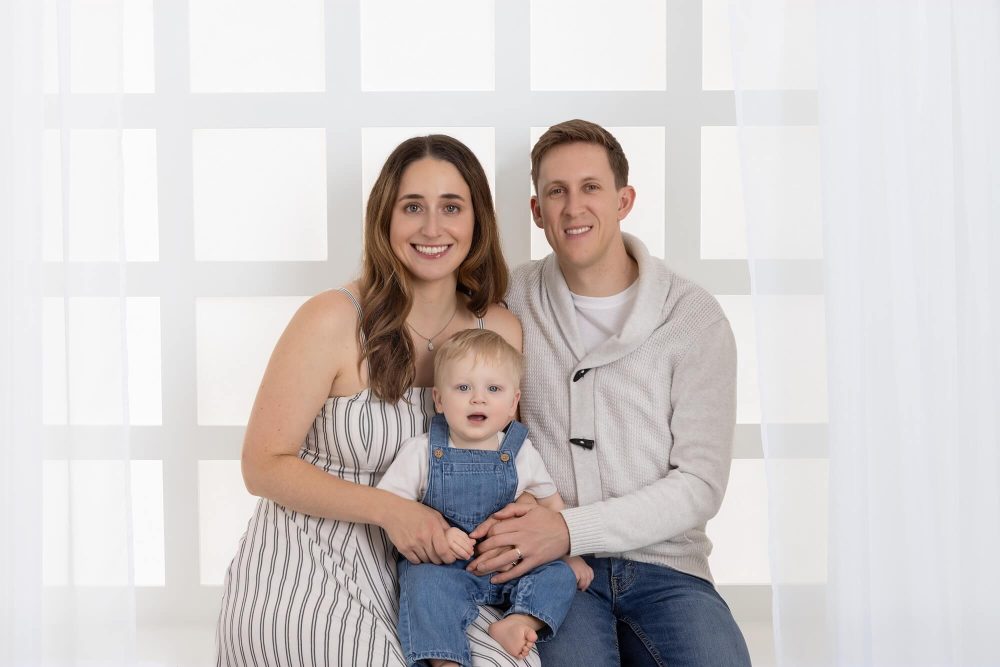 Chicago cake smash photography, family portrait studio near me, Skokie family photographer