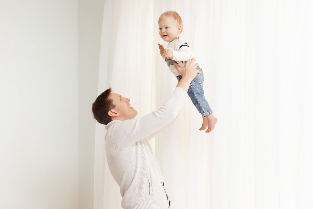 Chicago cake smash photography, family portrait studio near me, Skokie family photographer