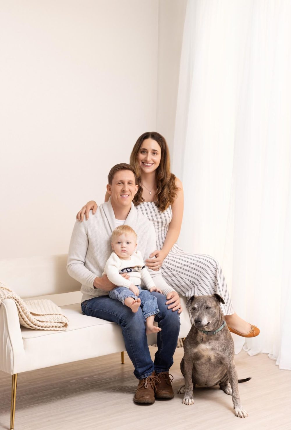 Chicago cake smash photography, family portrait studio near me, Skokie family photographer